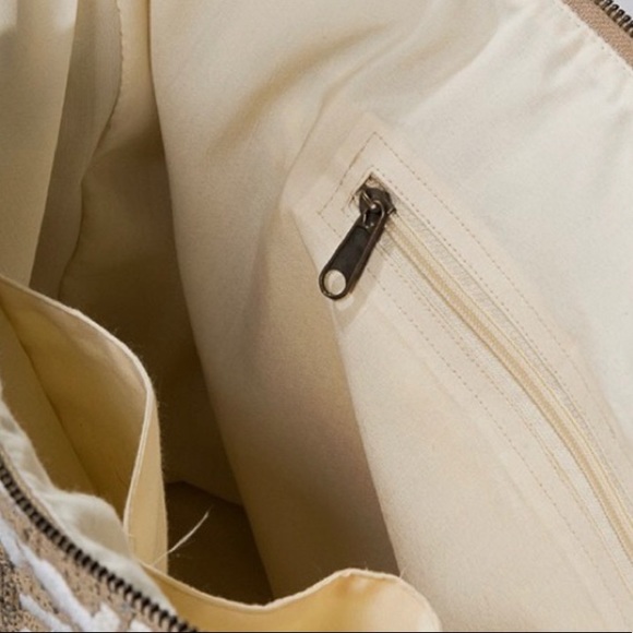 White & Taupe Tiger Print Motif Shoulder Bag - Picture 8 of 10